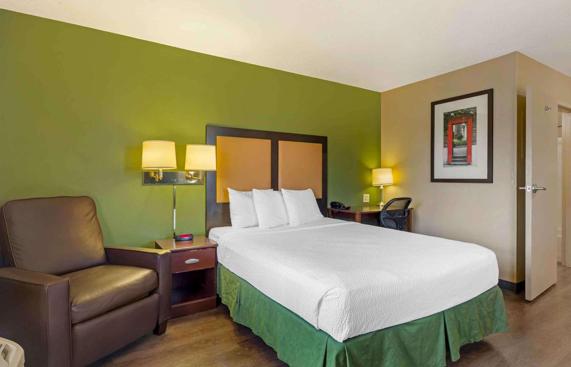 Extended America - Hartford - Hotel Meriden